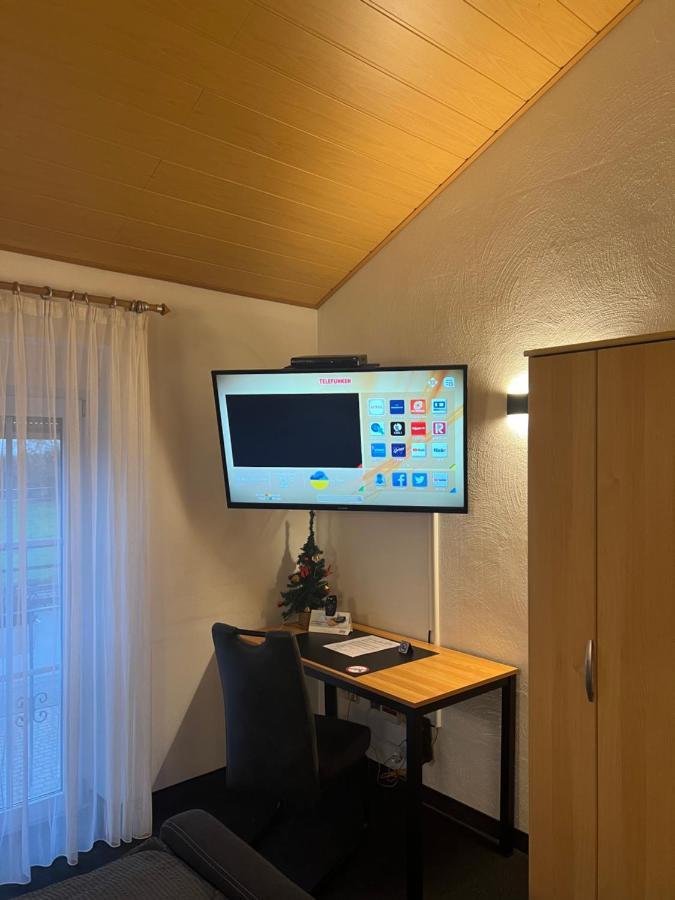 Zur Wasserburg 3*