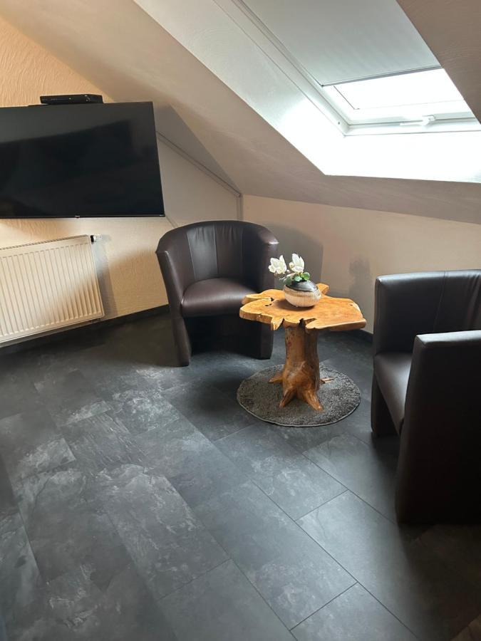 Zur Wasserburg Hotel Kerpen (North Rhine-Westphalia)